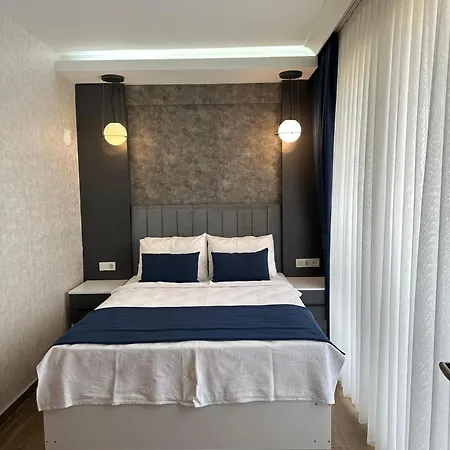 The Halcyon Otel 2*