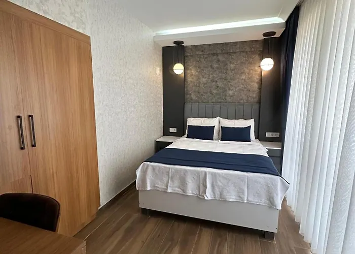 Hotel The Halcyon